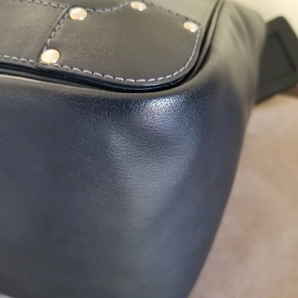 Sale!! Chloe black  eden big like new tote bag - Picture 9 of 16